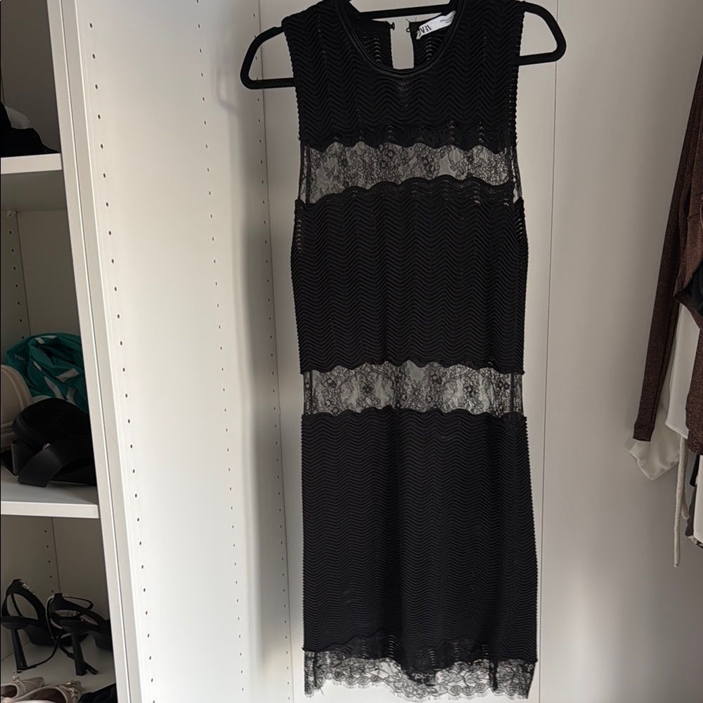 Elegant Black Lace Dress